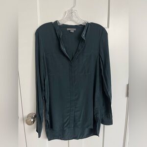 VINCE 100% Silk Long Sleeved Button Down Blouse Soft Teal Blue Sz 4 Career